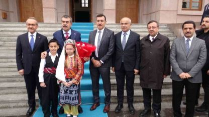 Bakanı Tekin Malatya’da