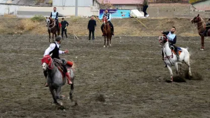 Atlı sporun asırlık geleneği Erzincan’da sürdürülüyor