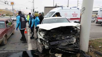 Malatya’da araçlar çarpıştı: 2 yaralı