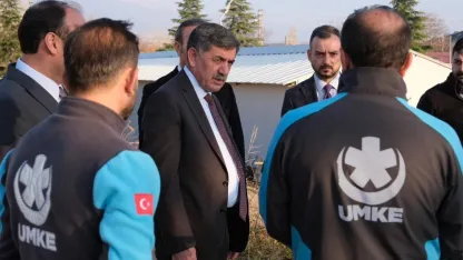 Başkan Aksun UMKE’nin kahramanlarına destek verdi