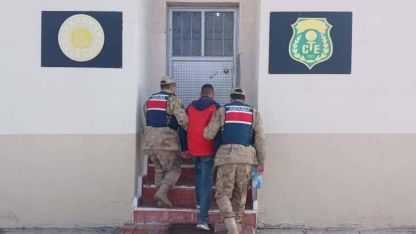 Sarıkamış’ta 2 yıl hapis cezası bulunan 1 kişi yakalandı