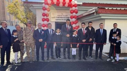 Hakkari’de 300 kişilik modern konferans salonu hizmete açıldı