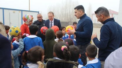 Muş’un Bulanık Kaymakamı Ömer Övünç Koşansu: "Eğitime ve spora yatırım, geleceğe yatırımdır’’