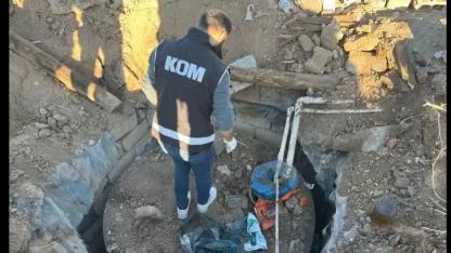 Ağrı’da Bahçeye Gömülü Tanktan Kaçak Motorin Çıktı