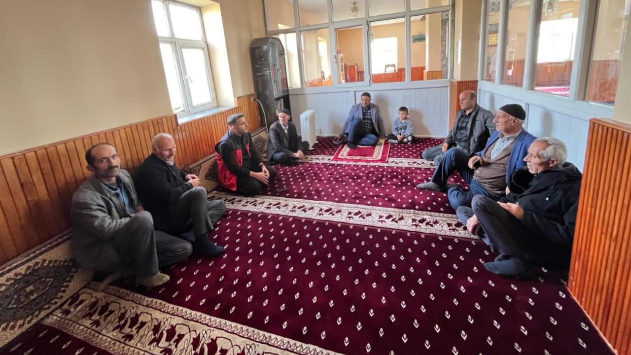 Ağrı’da Cuma Buluşmalarıyla Üreticiye Destek Devam Ediyor