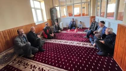 Ağrı’da Cuma Buluşmalarıyla Üreticiye Destek Devam Ediyor