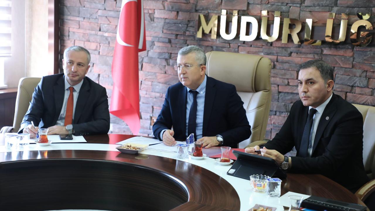 Ağrı’da hayat boyu öğrenme çalışmaları masaya yatırıldı