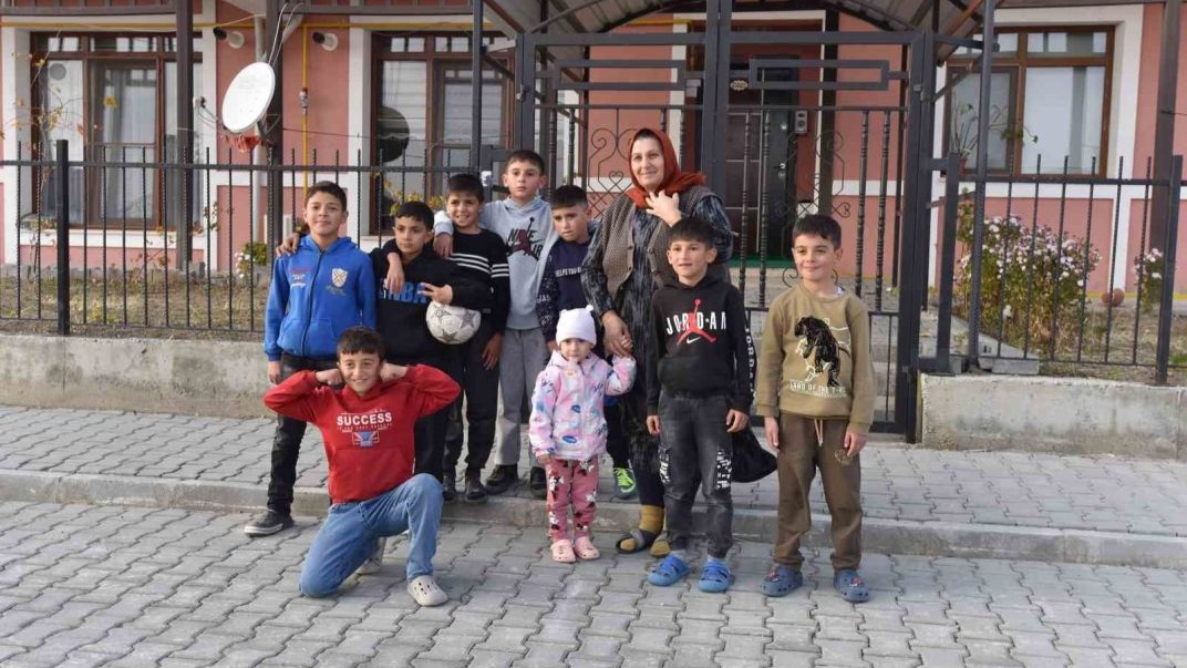 Ahlat’a yerleştirilen Ahıska Türkleri huzur içinde yaşıyor