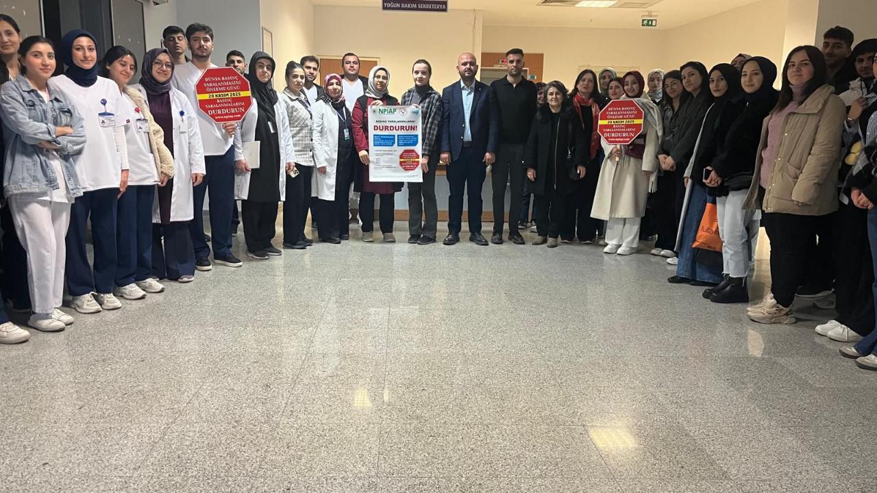 AİÇÜ’den Basınç Yaralanmalarına Karşı Farkındalık Eğitimi