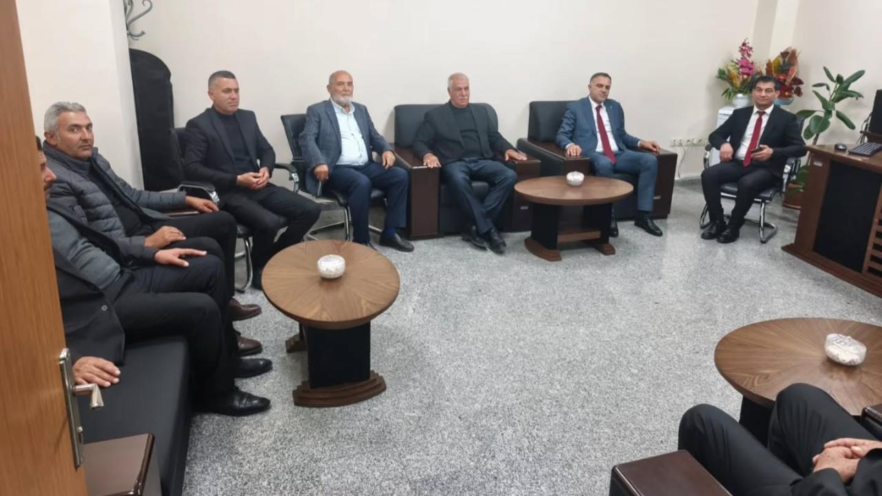 AK Parti Erciş İlçe Teşkilatı Erciş Şehit Rıdvan Çevik Devlet Hastanesini Ziyaret Etti