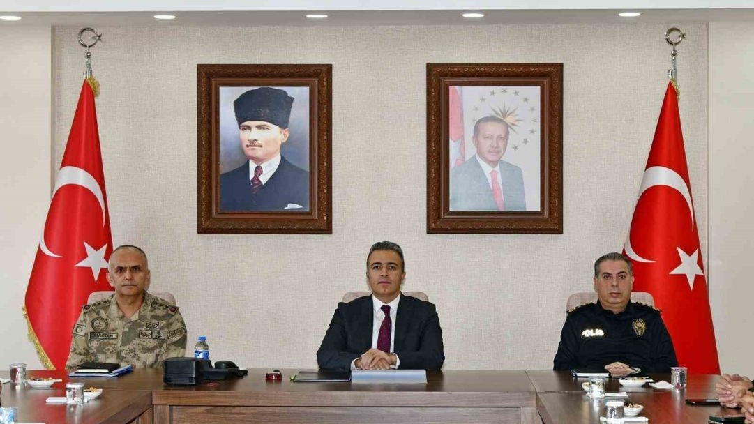 Ardahan’da ‘Asayiş ve Güvenlik Değerlendirme Toplantısı’ düzenlendi