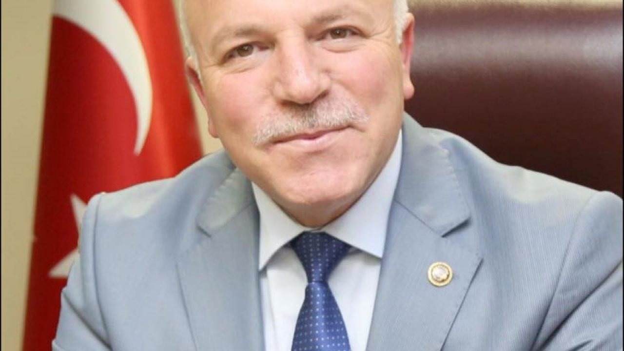 Başkan Sekmen; &quot;Saygı, minnet ve rahmetle anıyorum&quot;