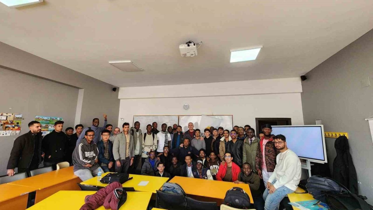 Bidünya öğrenci Erzurum’da