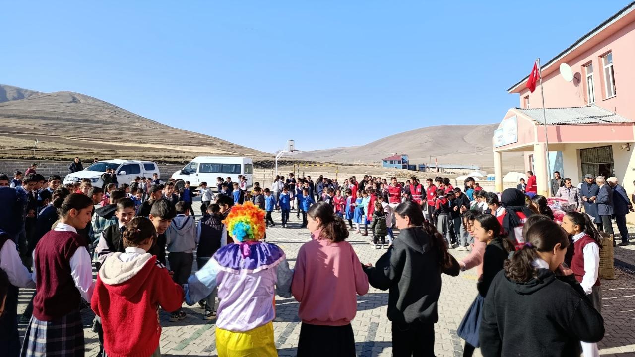 Diyadin’de Çocukların Yüzünü Güldüren Etkinlik
