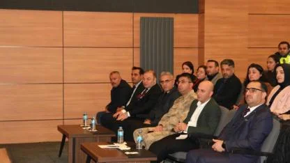 Doğubayazıt’ta“İletişim Becerileri ve Protokol Kuralları” Semineri