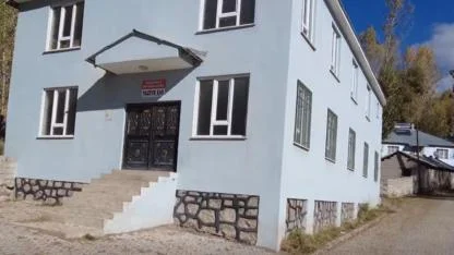 Erciş Belediyesi’nden Mahallelere Altyapı ve Çevre Düzenleme Desteği