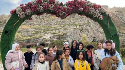 Erciş İlim Yayma Cemiyeti Gençlerle Van’ın Tarihini Keşfetti