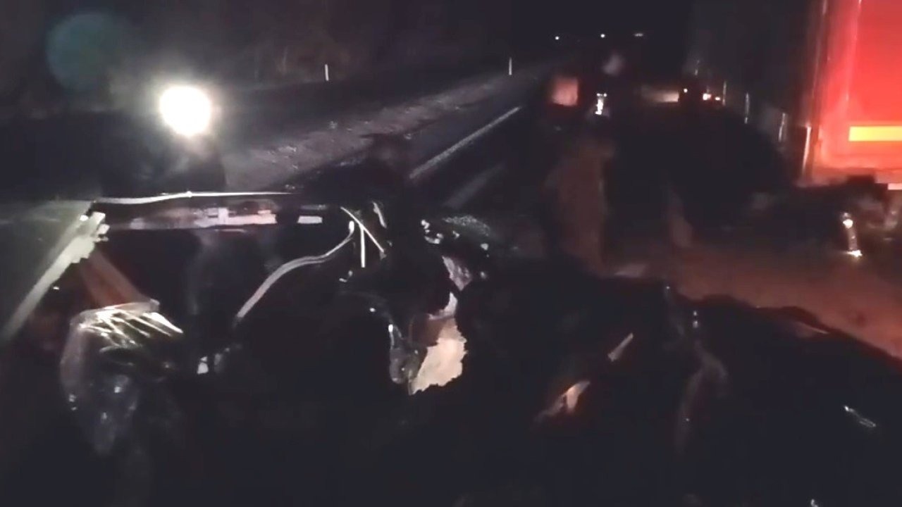 Erzincan-Erzurum karayolunda feci kaza