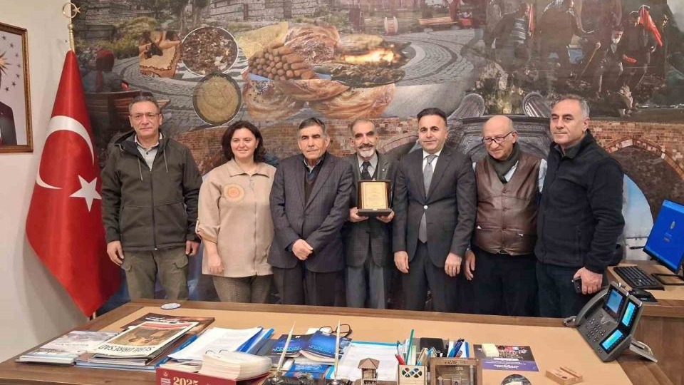 Erzurum’da halk kültürünün hafızası Muhsin Koç, 38 yılın ardından emekli oldu