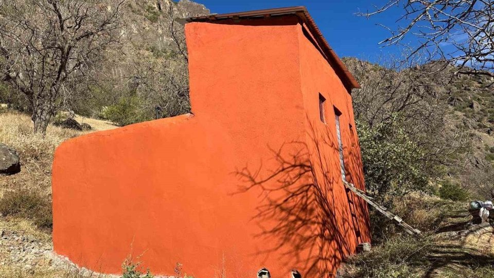 Hakkari’de köylerin içme suyu depoları yenileniyor