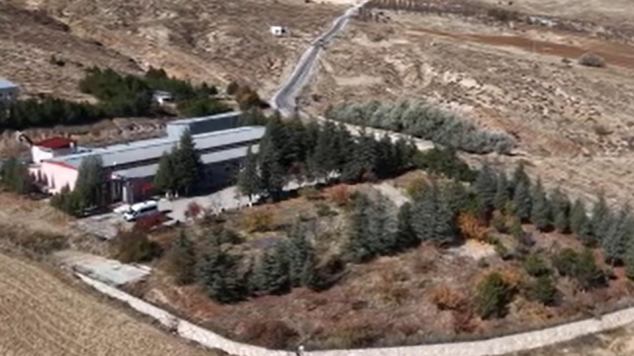 Hükümlüler hem meslek ediniyor