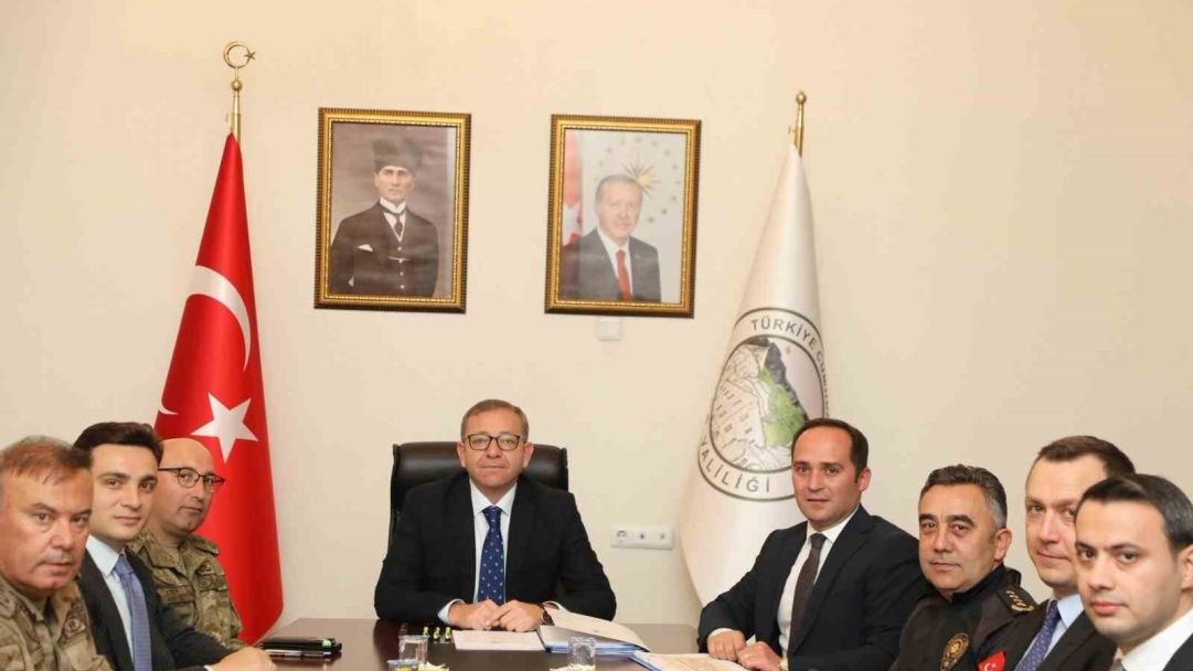 Kars’ta asayiş ve güvenlik toplantısı yapıldı.