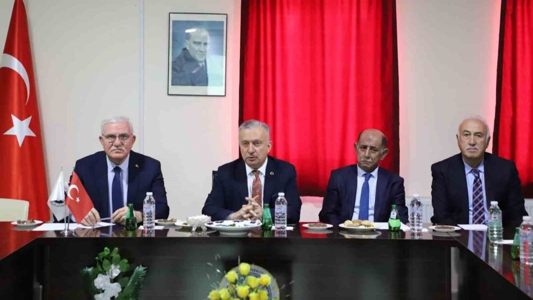 Kemaliye’de üniversite kalite süreçleri masaya yatırıldı