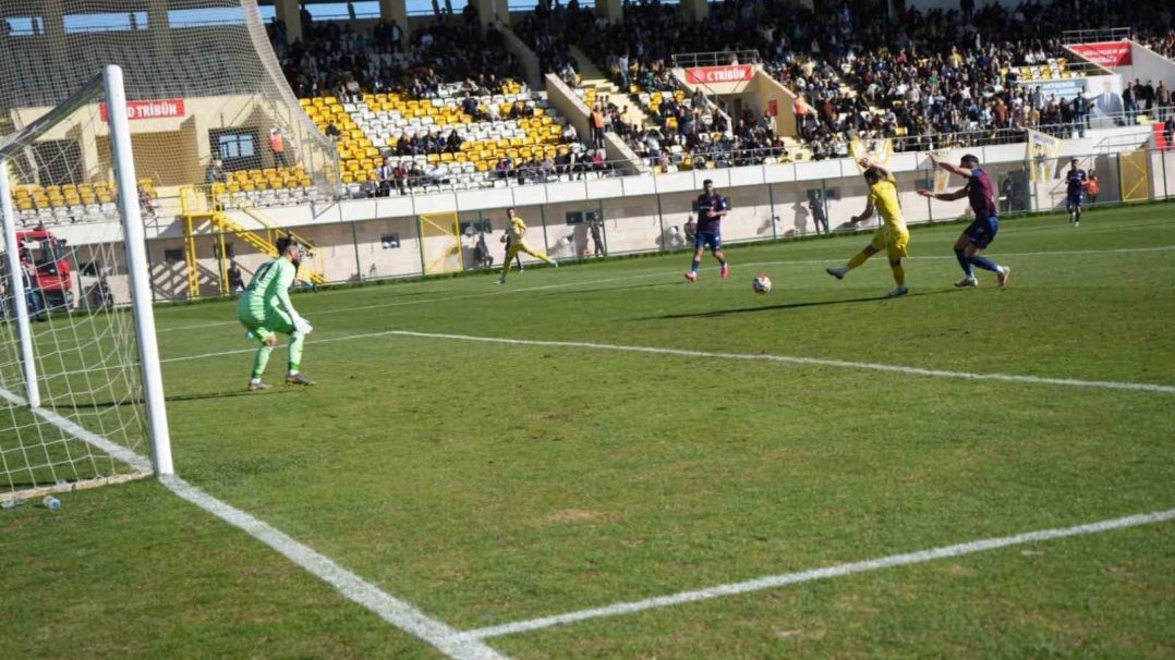 Muş&#039;taki karşılamada : Muş Spor Kulübü: 4 - 1461 Trabzon FK: 0 yendi