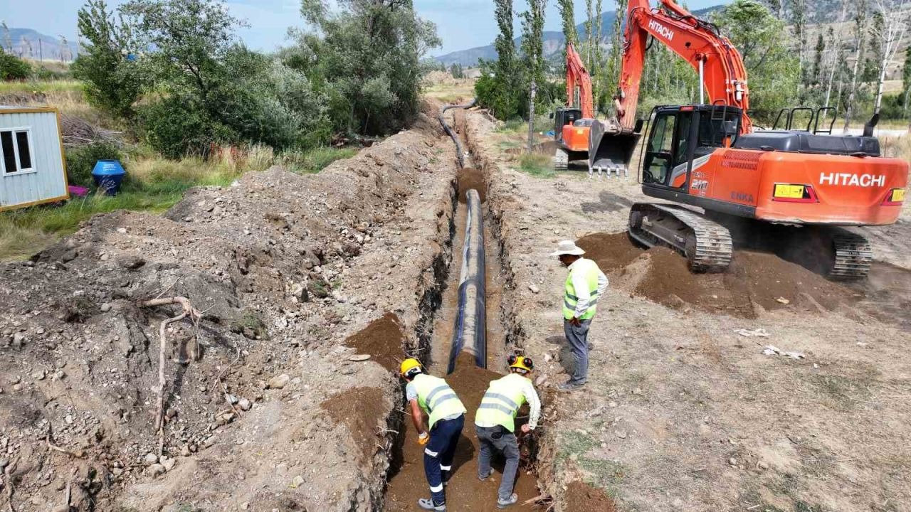 Oltu Sivridere Barajı Sulamasında 6 bin 860 dekar arazi modern sulamaya kavuşuyor
