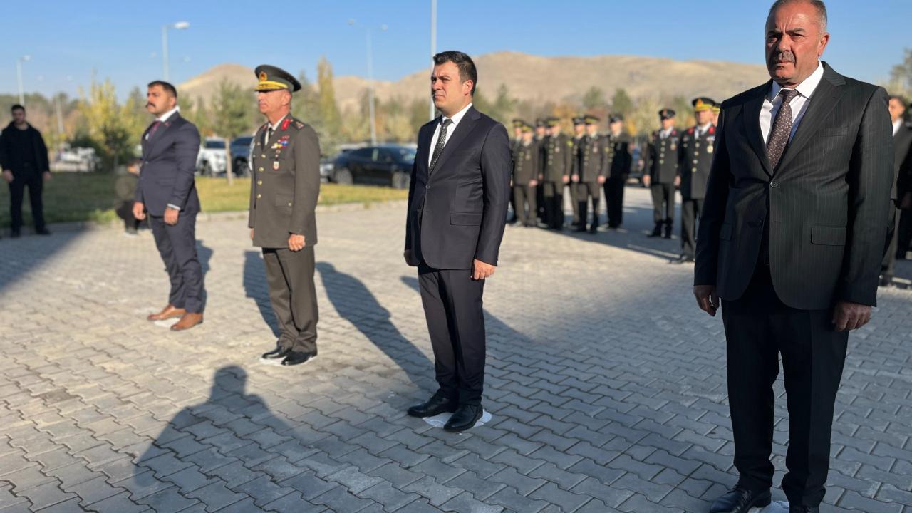 Patnos&#039;ta 10 Kasım Atatürk’ü anma programı düzenlendi