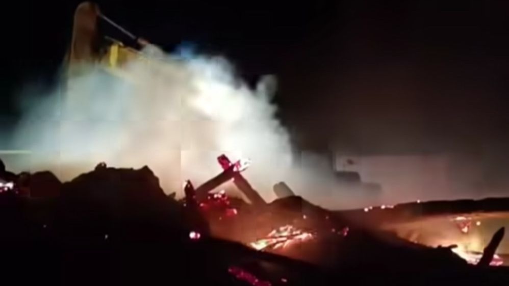 Van Gürpınar&#039;da samanlık yangını