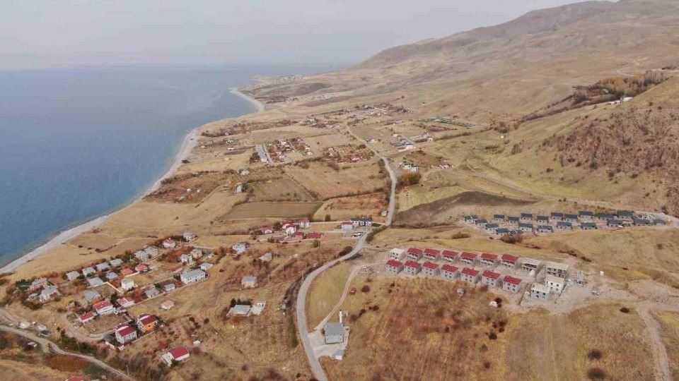 Van’da kartpostallık sonbahar manzaraları