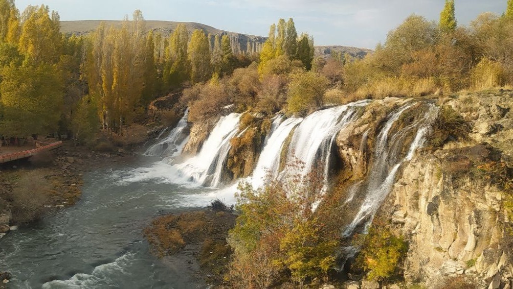 Van’da sonbahar renk cümbüşü