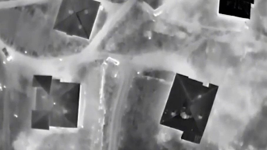 Van&#039;da zehir tacirlerine geçit yok: Tır ve kümeste 324 kilo uyuşturucu ele geçirildi