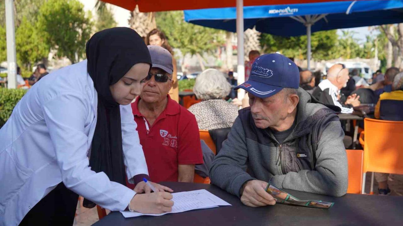 Vatandaşlara diyabet ve kanser bilgilendirmesi