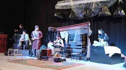 Erzurum'da Aşkale’de tiyatro keyfi: "Mavi Kolye" oyunu sahnelendi