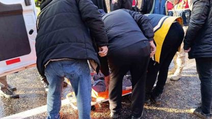 Erzurum’da öğretmenleri taşıyan servis minibüsü devrildi: 7 yaralı