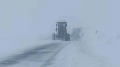 Van’da 28 yerleşim yerinin yolu ulaşıma kapandı
