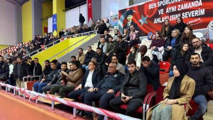 Bulanık’ta ‘Kurumlar Arası Futsal Turnuvası’ başladı