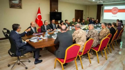 Hakkâri’de şiddetle mücadele masaya yatırıldı