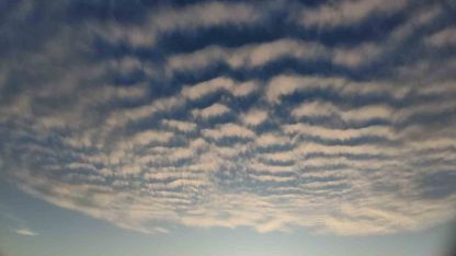 Sirrokümülüs bulutları Van semalarında görsel şölen sundu