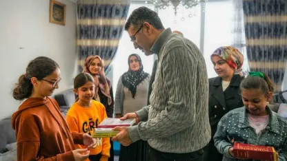 Vali Ali Çelik’ten Şehit Er Halit Tatlı’nın ailesine ziyaret