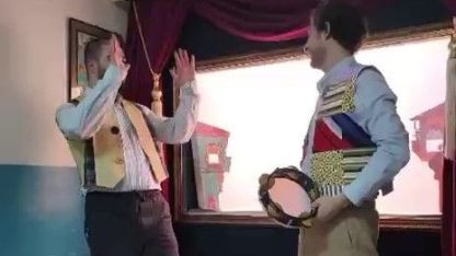 Perdede oyun köyde şenlik var