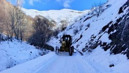 Van’da 35 ulaşım yolu kapalı