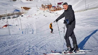 Mergabütan Kayak Merkezi’nde sezon açıldı