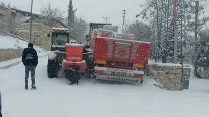 Darende’de kar yağışı etkili oluyor