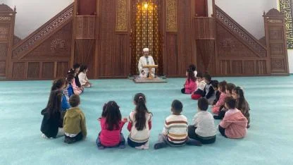 Ağrı Kızılay’dan Regaib Kandili Ziyareti