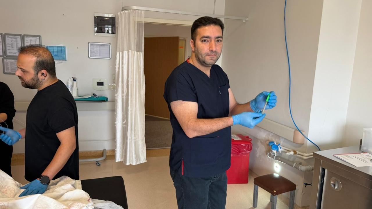 Ağrı’da Aynı Hasta İkinci Kez Kalem Yuttu