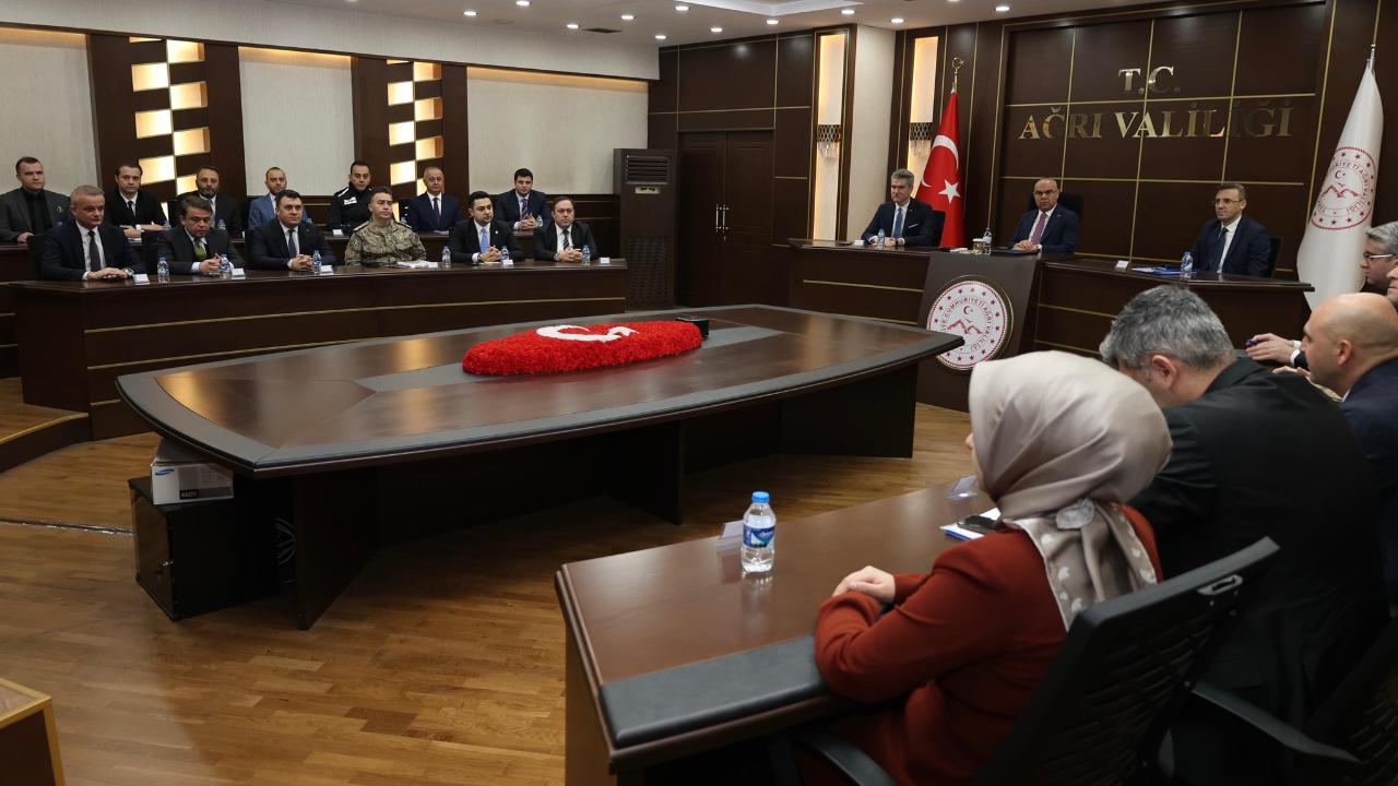 Ağrı’da Huzur ve Güvenlik Gündemi Toplandı