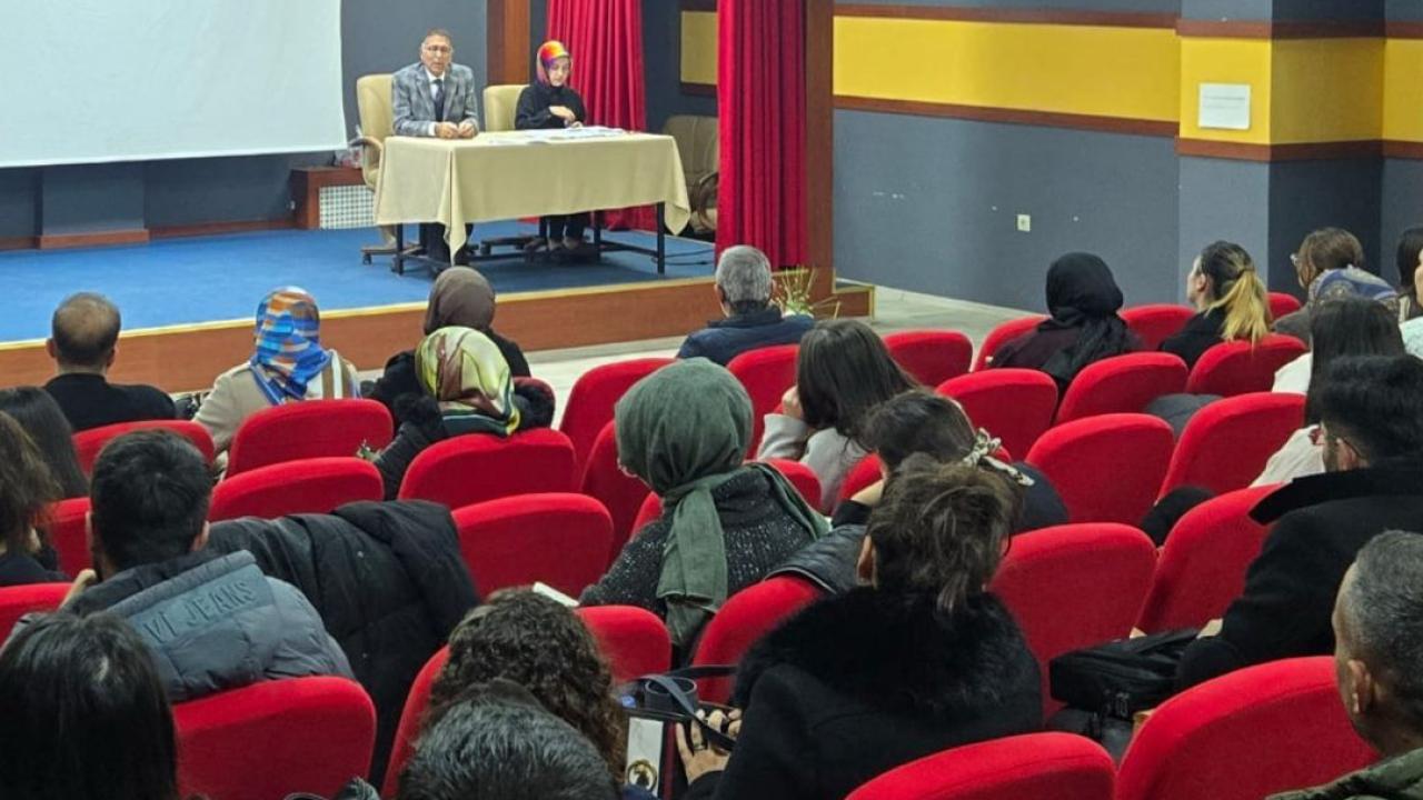 Ağrı’da İngilizce Derslerine Oyunla Dokunuş